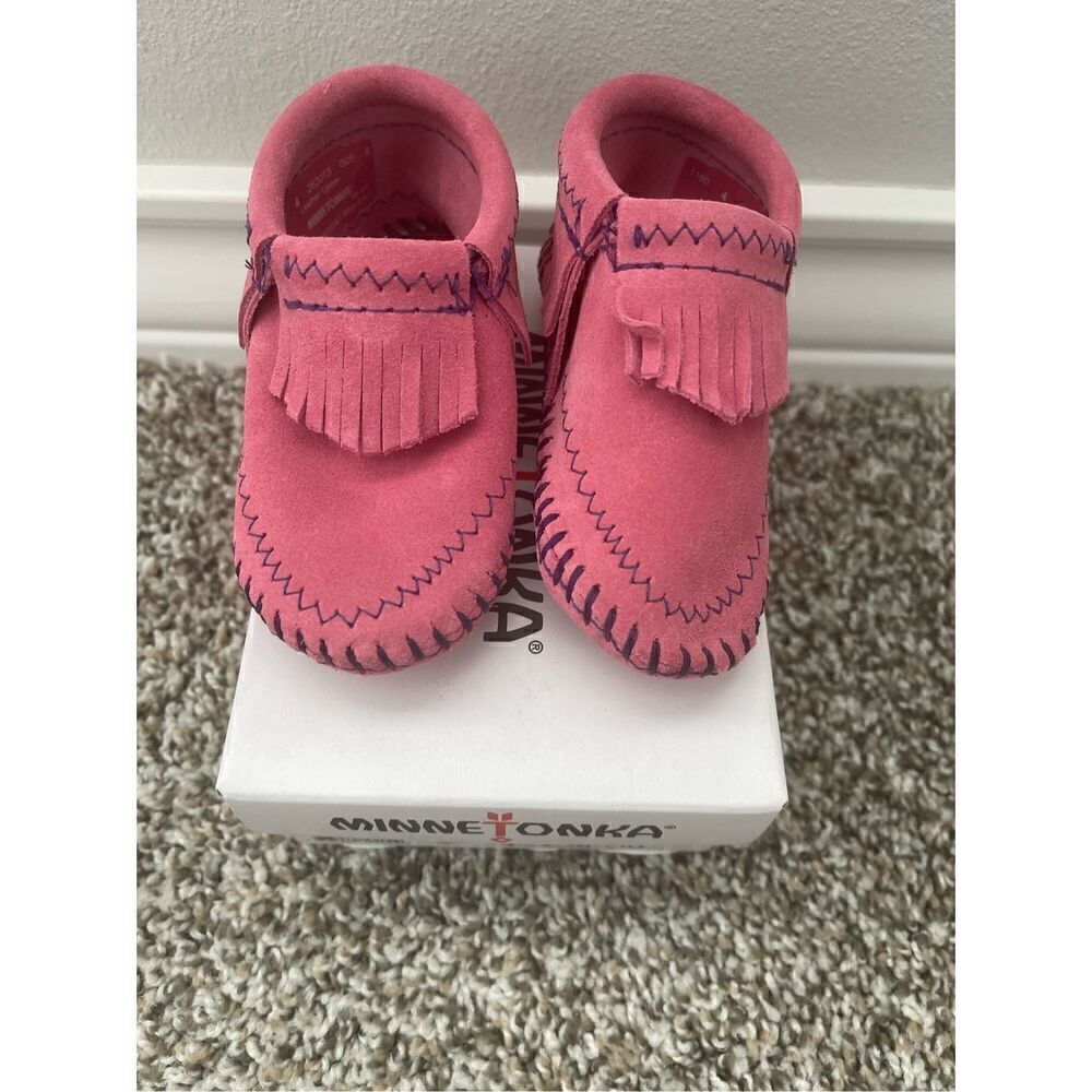 ❤️Minnetonka Moccasin Riley Booties for Infant